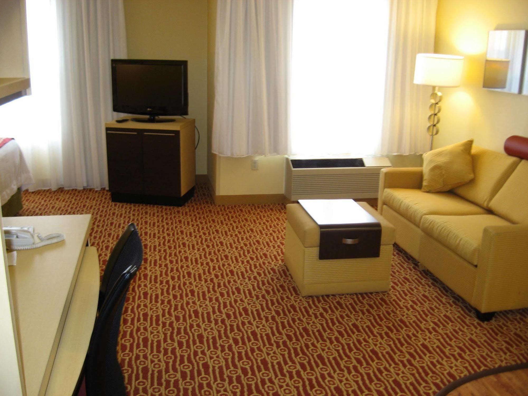 Towneplace Suites Рочестер Экстерьер фото